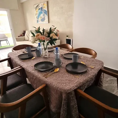 Center 2br W/ Parking And 250m Walk From Apartamento