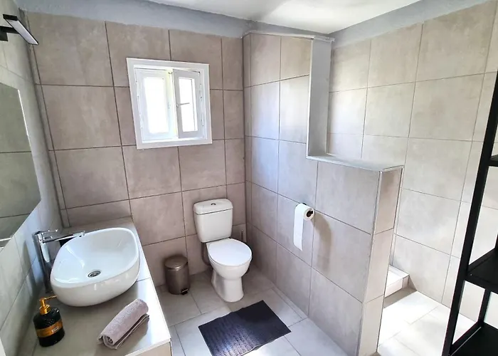 Center 2br W/ Parking And 250m Walk From * Larnaca